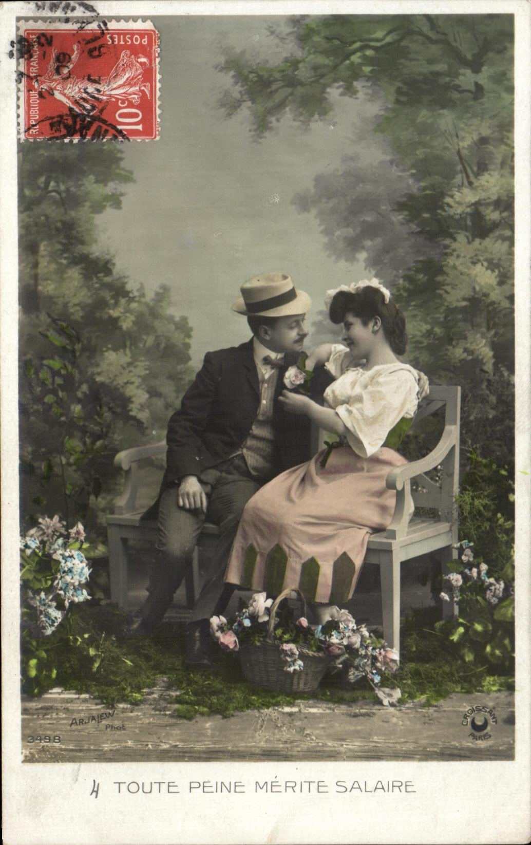 CPA Fantaisie Femme Toute peine merite salaire