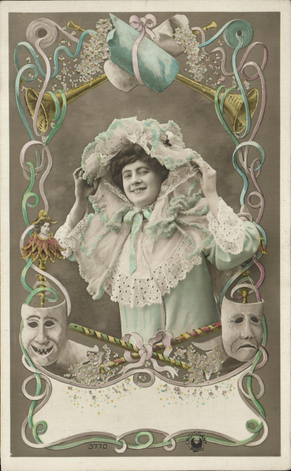 CPA Fantaisie Enfant Carnaval Masque