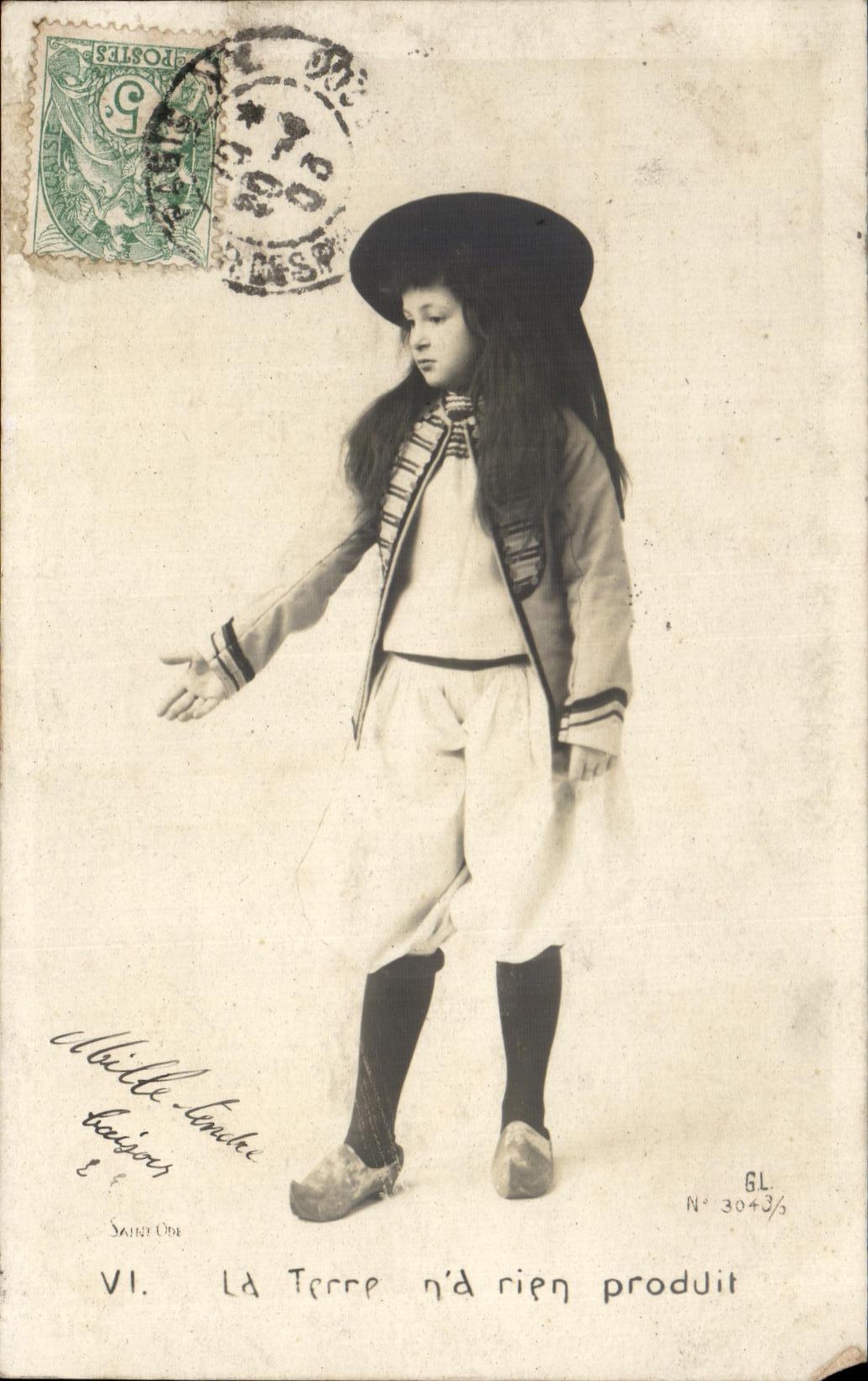 CPA Fantaisie Enfant La terre n'a rien produit