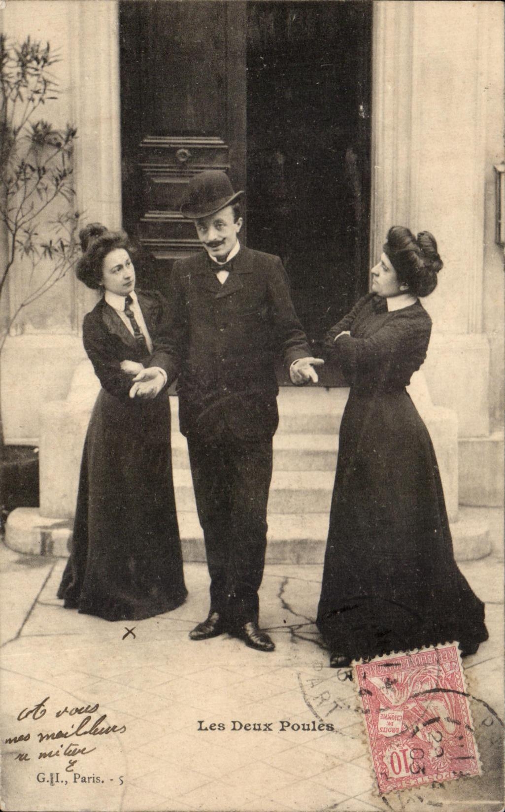 CPA Fantaisie Femme Les deux poules