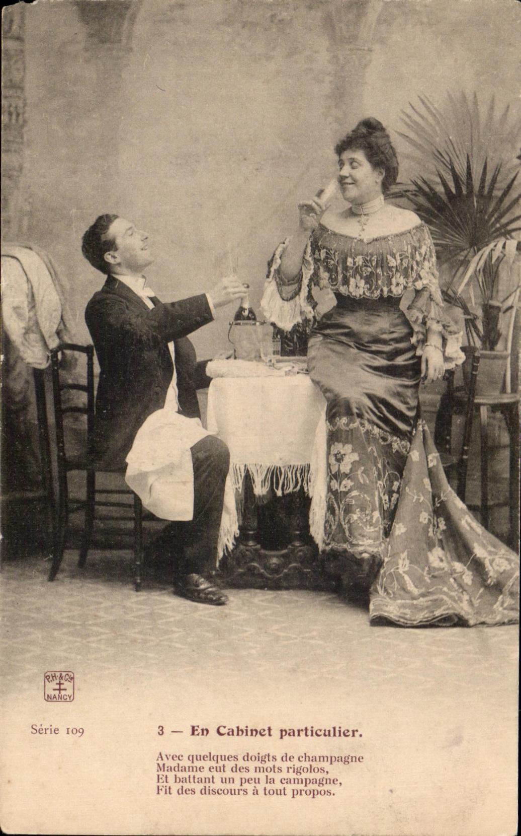 CPA Fantaisie Femme En cabinet particulier