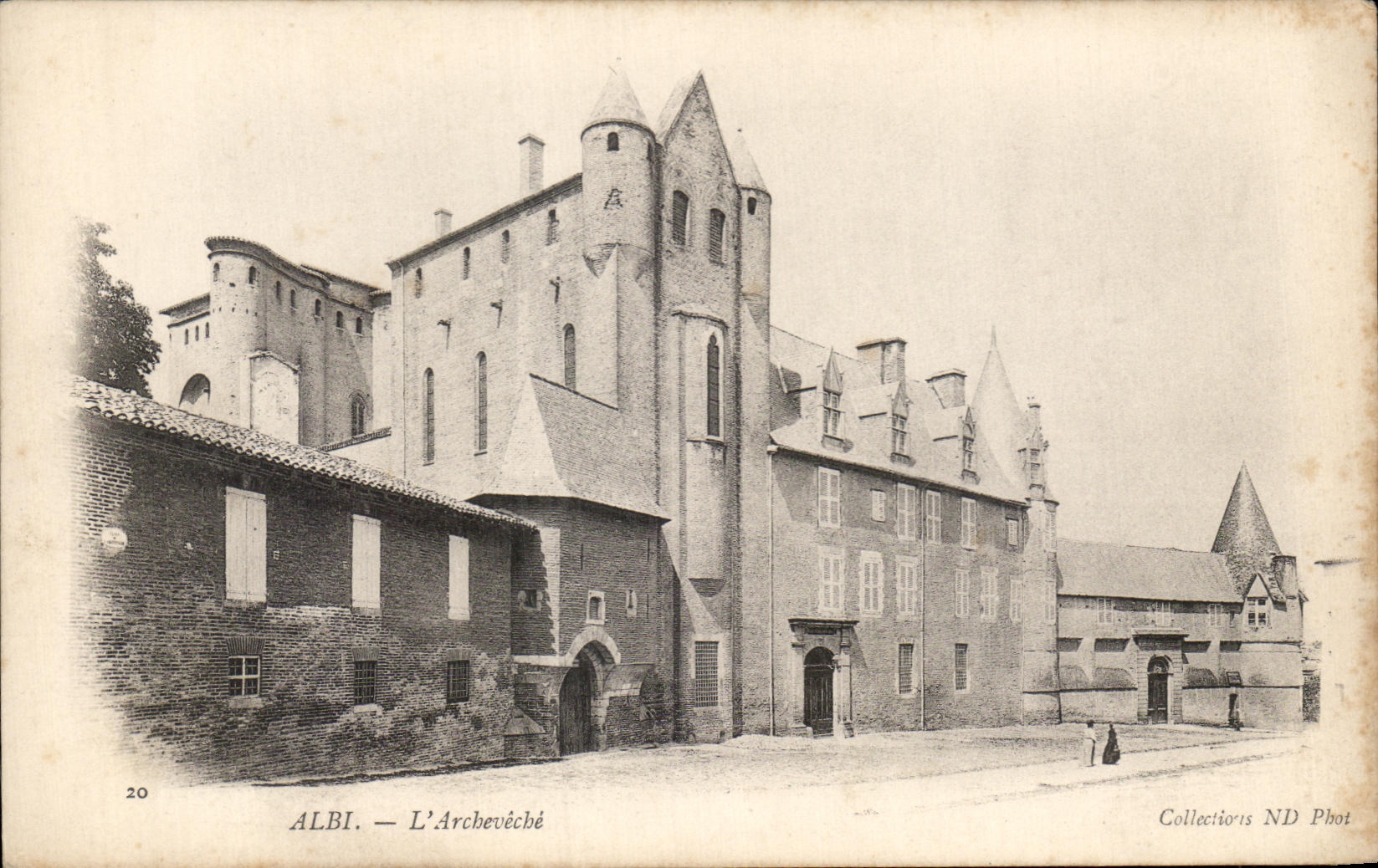 CPA Albi el palacio del arzobispo