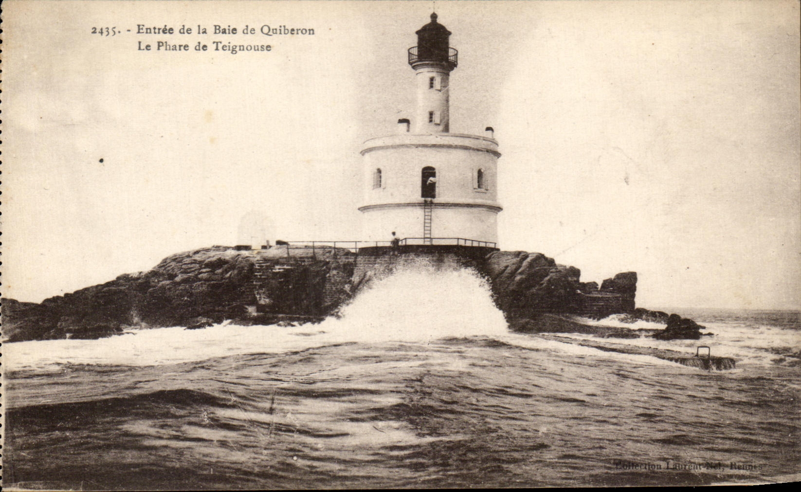 CPA Entree de la Baie de Quiberon Le Phare de Teignouse