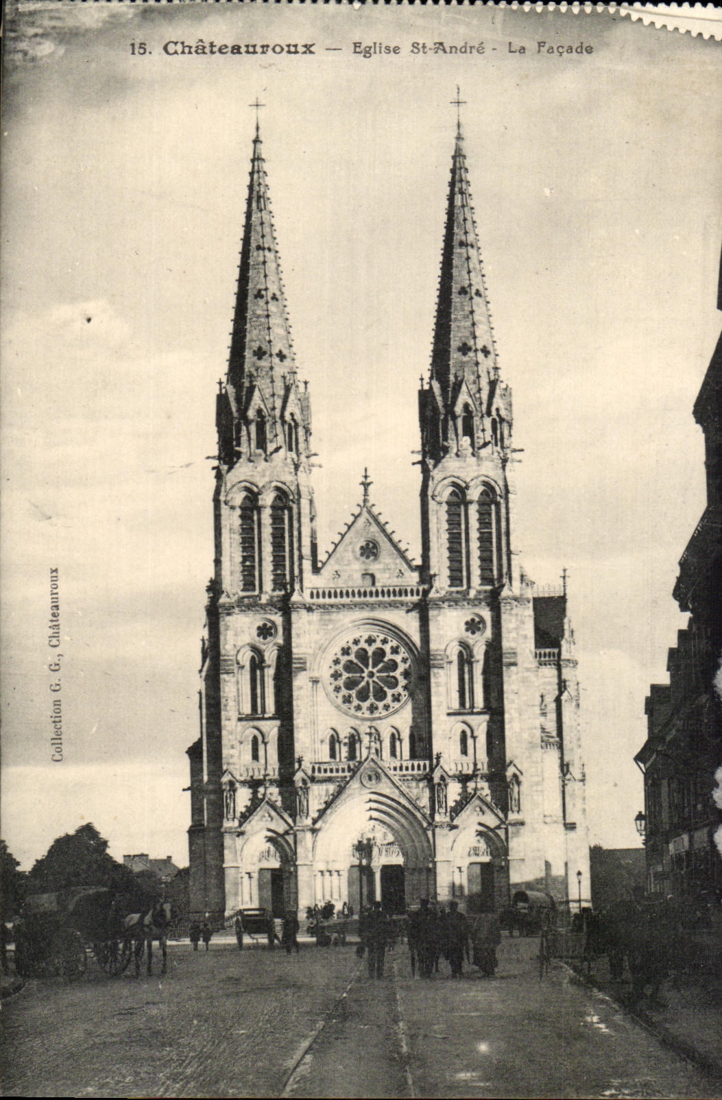 CPA Chateauroux Eglise St Andre La Facade