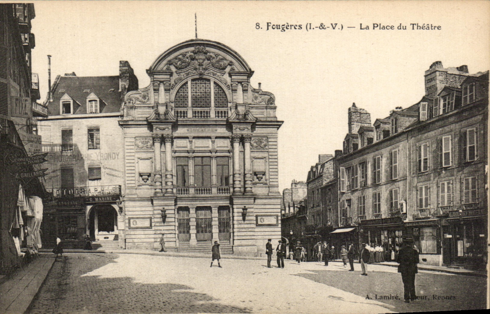 CPA Fougeres la place du Theatre