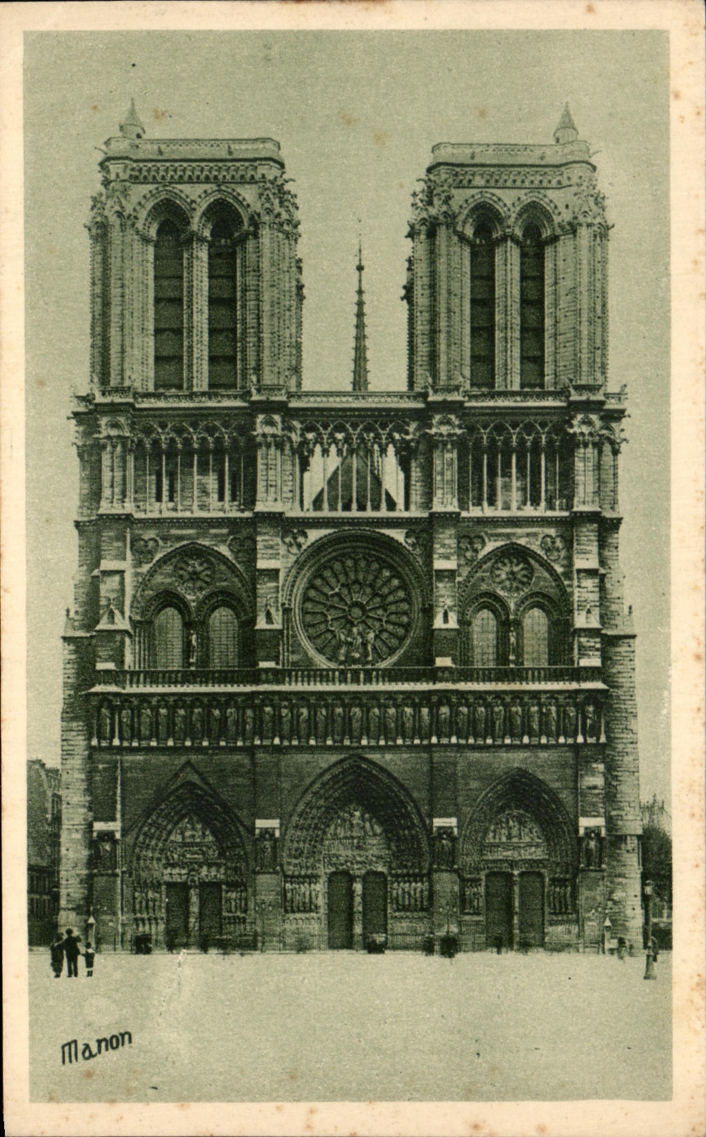 CPA Paris Notre Dame Face off Notre Dame