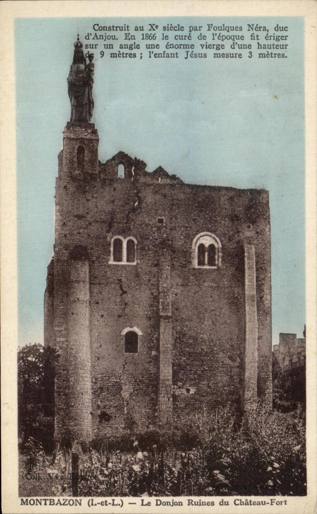 CPA Montbazon Le Donjon Ruines du Chateau Fort