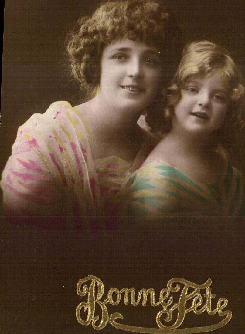 CPA Fantaisie Femme et enfant Bonne Fete