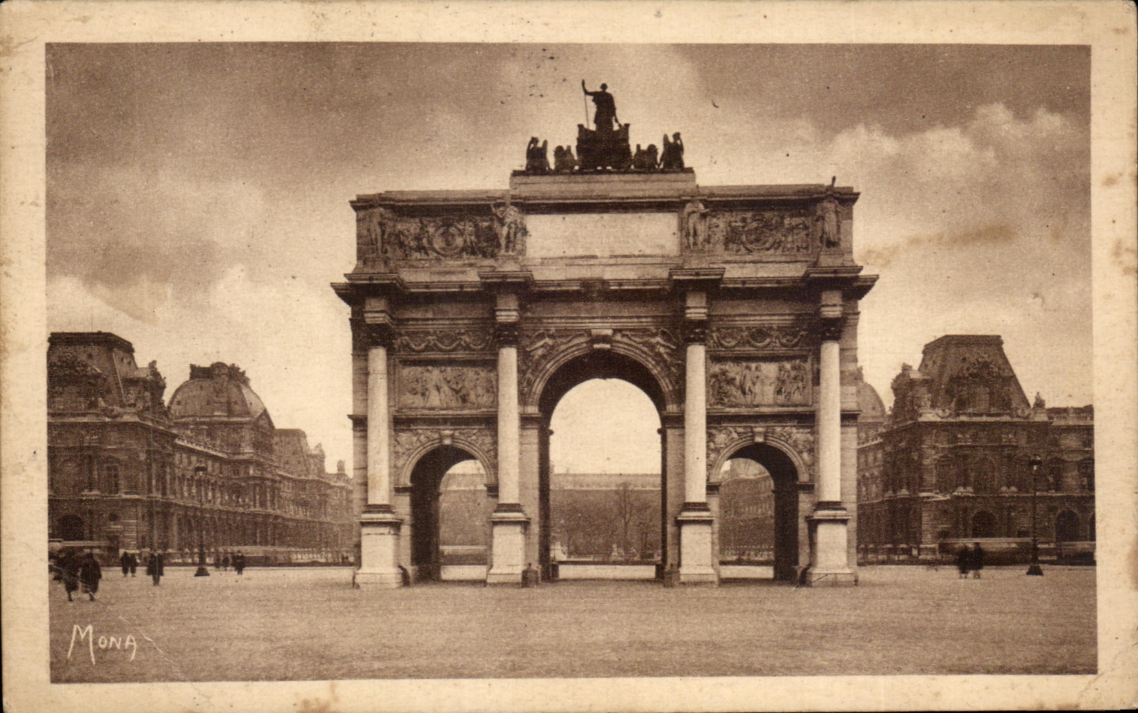 Pequenas tablas de CPA de Paris Arc De Triomphe del carrusel y del Louvre