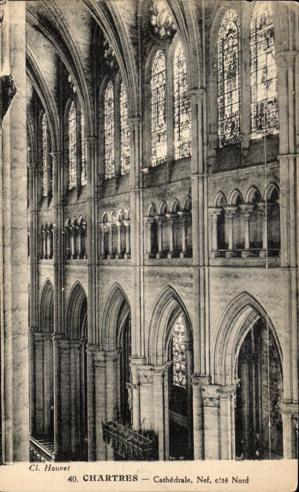 CPA Chartres Cathedrale Nef Cote Nord