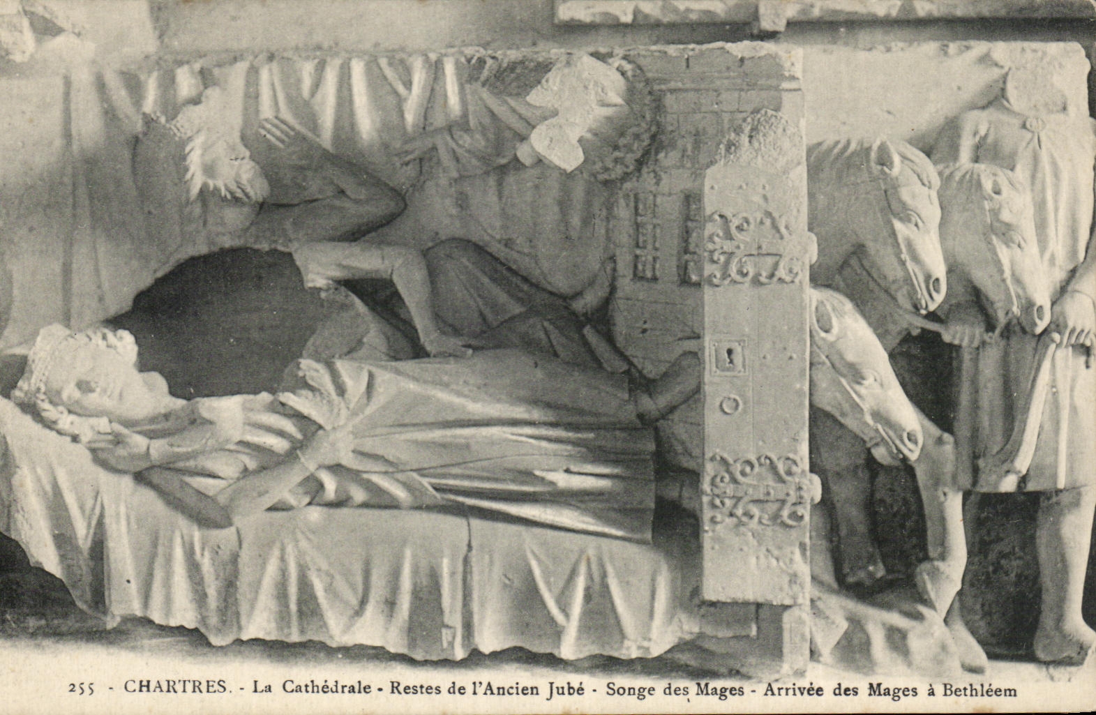 CPA Cathedrale de Chartres Restes de l'Ancien Jube songe des Mages Arrivee des mages a Bethleem