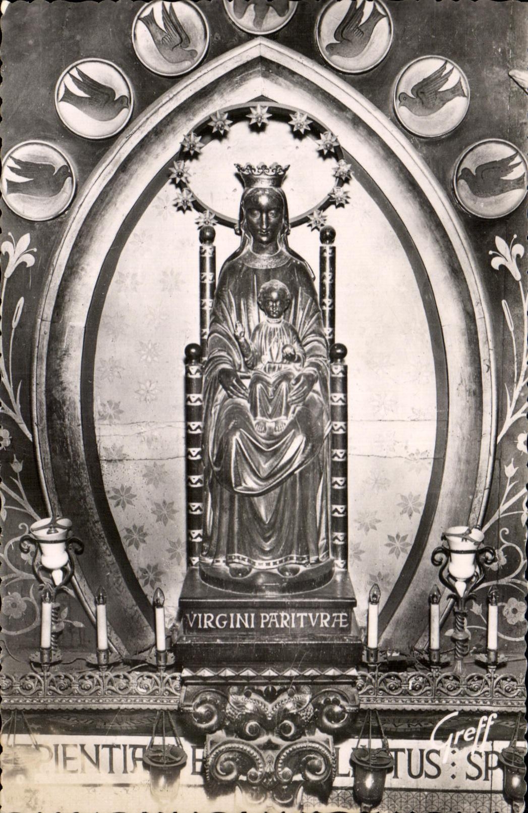 CPA Cathedrale de Chartres Statue de Notre Dame Sous Terre