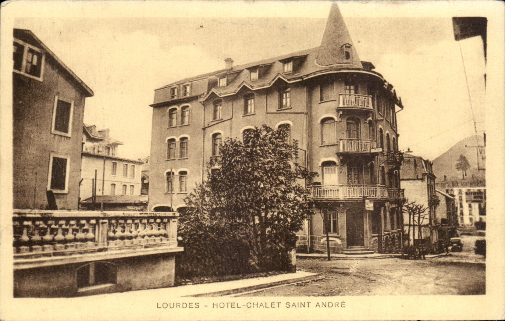 CPA Lourdes Hotel chalet Saint Andre