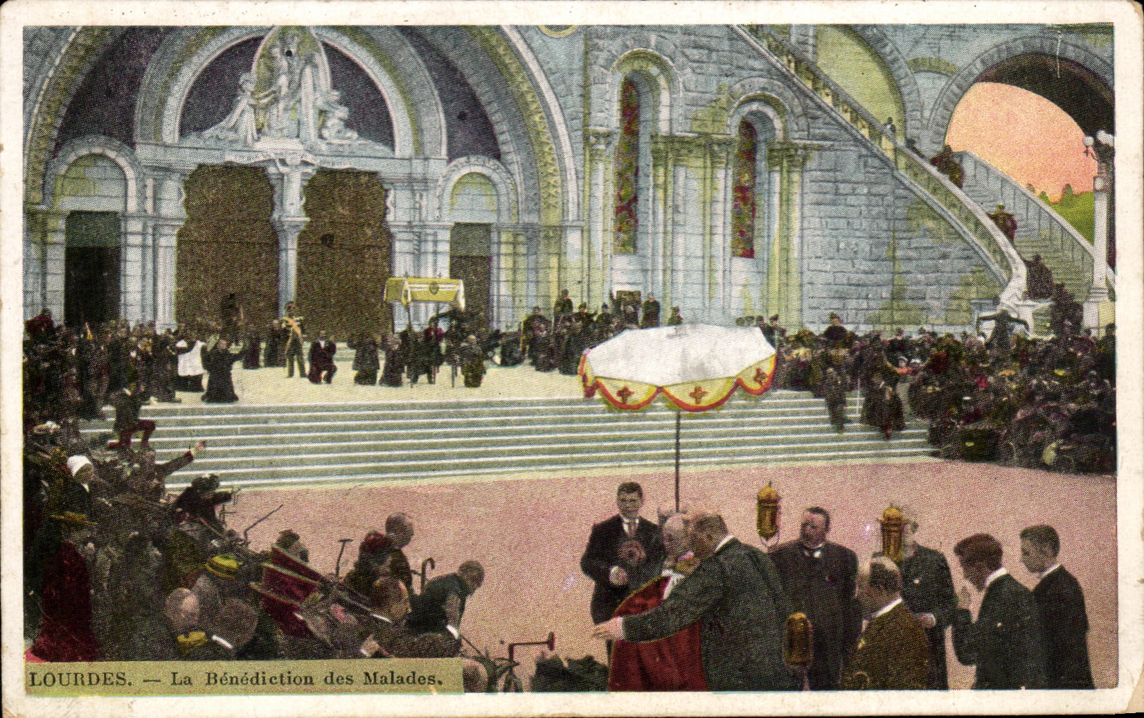 CPA Lourdes La Benedication des Malades