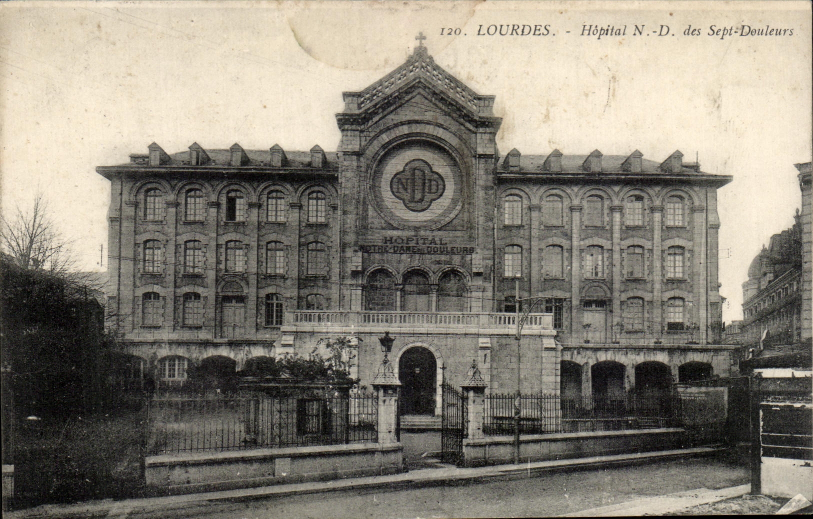 CPA Lourdes Hopital N D des Sept Douleurs