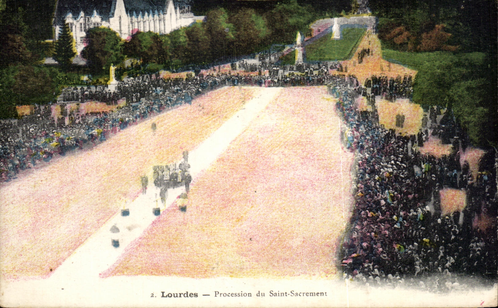 CPA Lourdes Protession du Saint Sacrement 