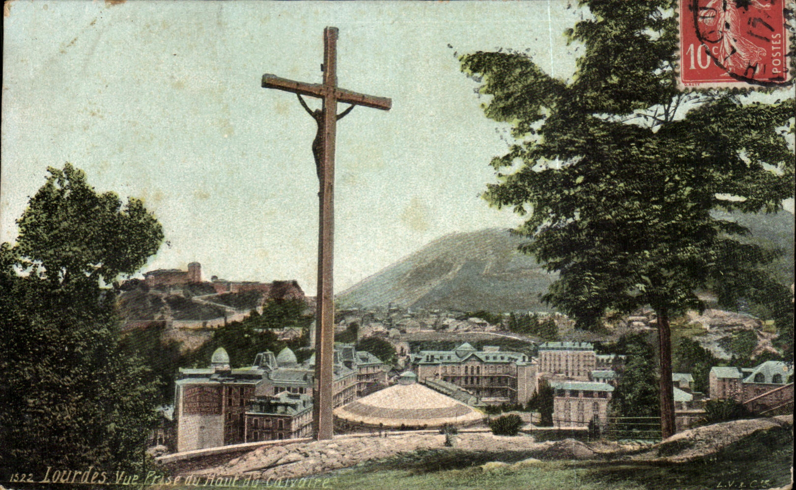 CPA Lourdes Vue Prise du haut du calvaire