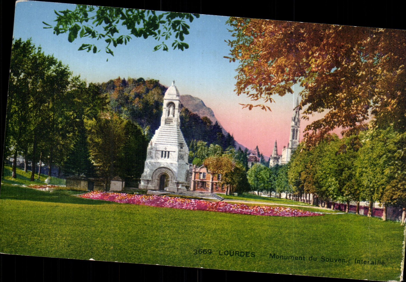 CPA Lourdes Monument du Souvenir Interallie 