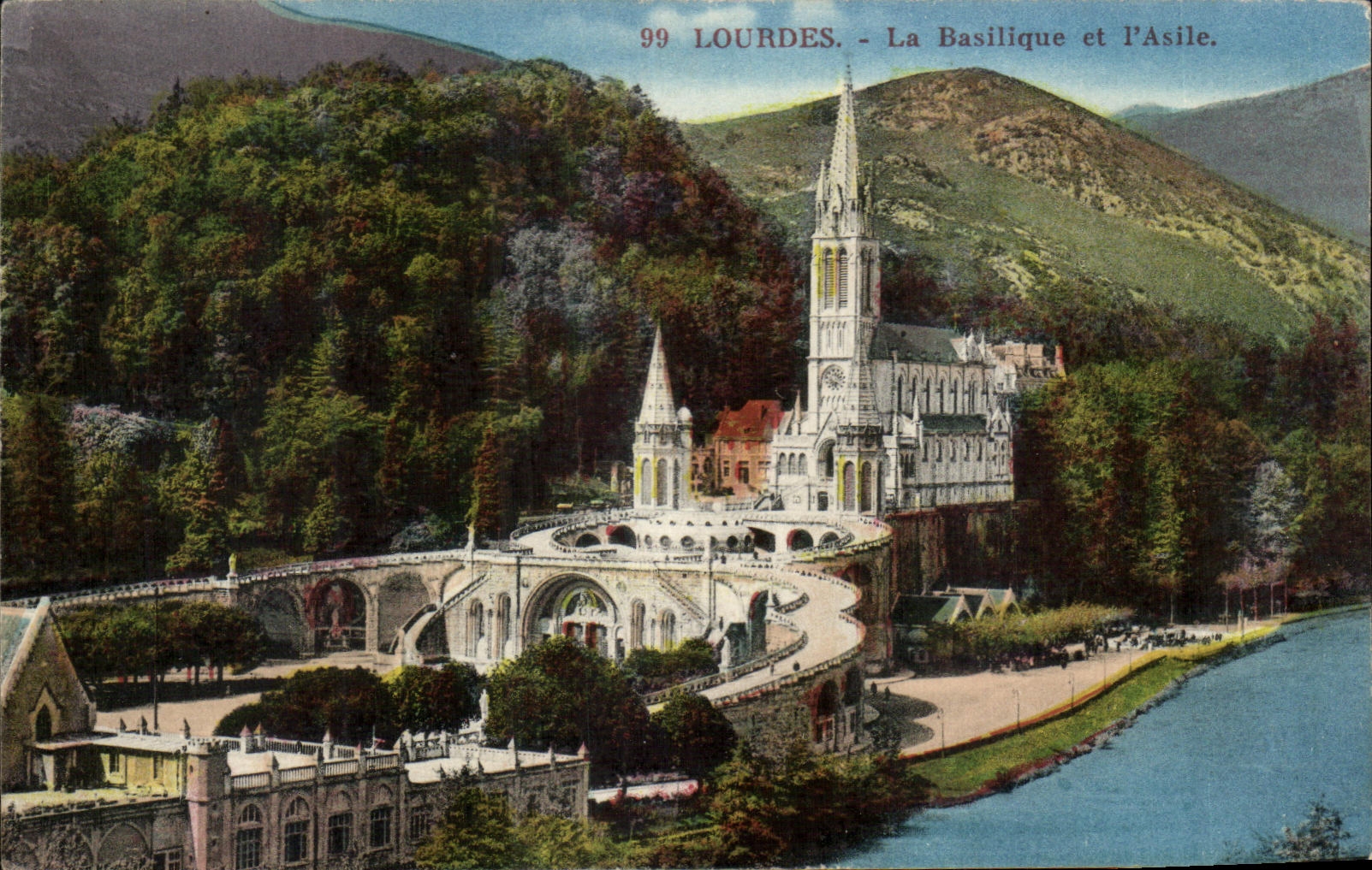 CPA Lourdes La Basilique et l'Asile