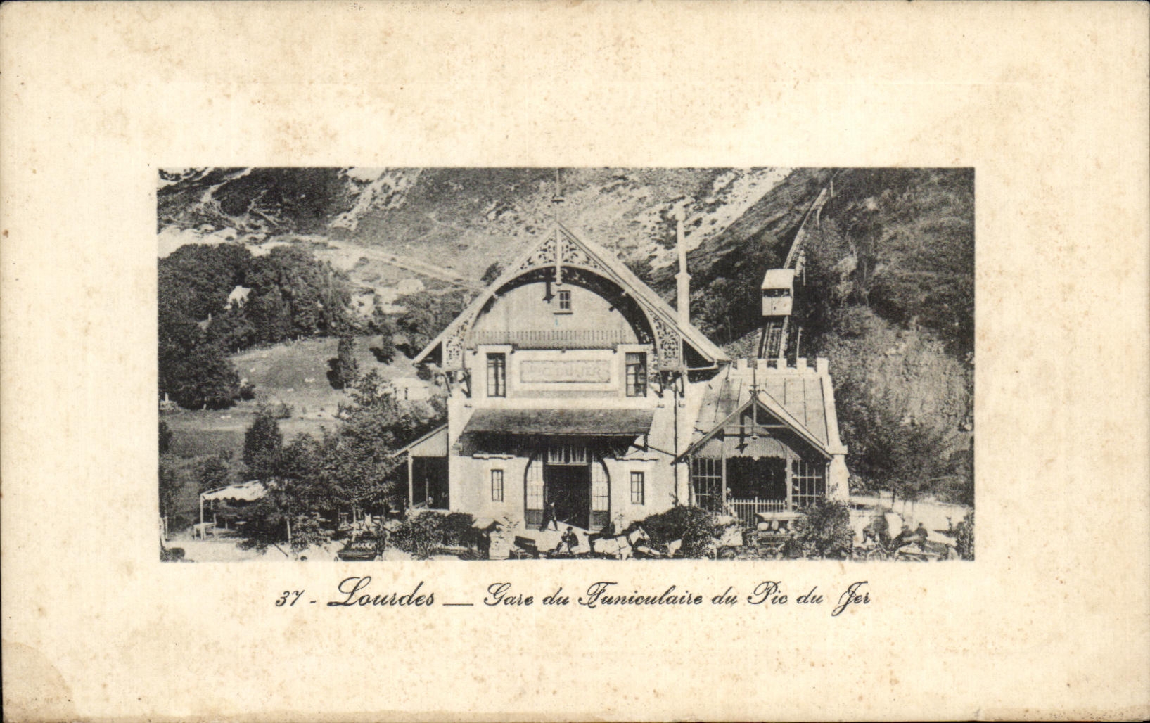 CPA Lourdes Gare du funiculaire du Pic du Jer