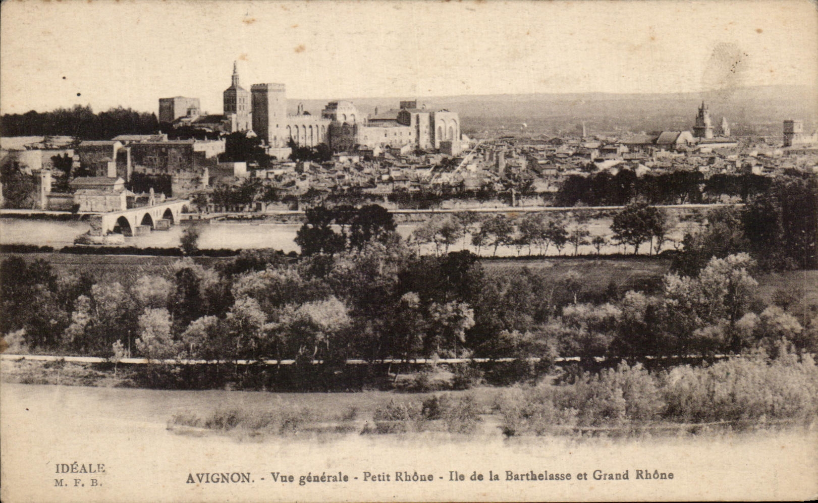 Opinion de CPA Avignon la pequena isla de Rhone de Barthelasse y del Rhone grande