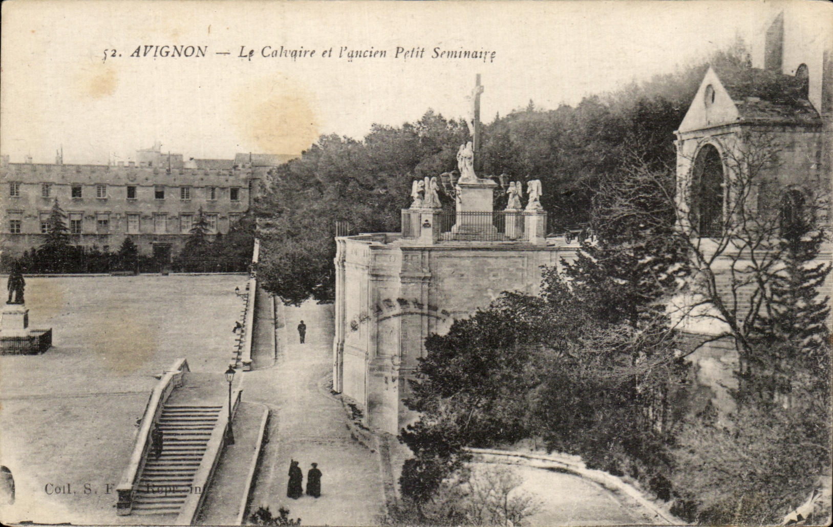 CPA Avignon el martirio y el viejo pequeno seminario