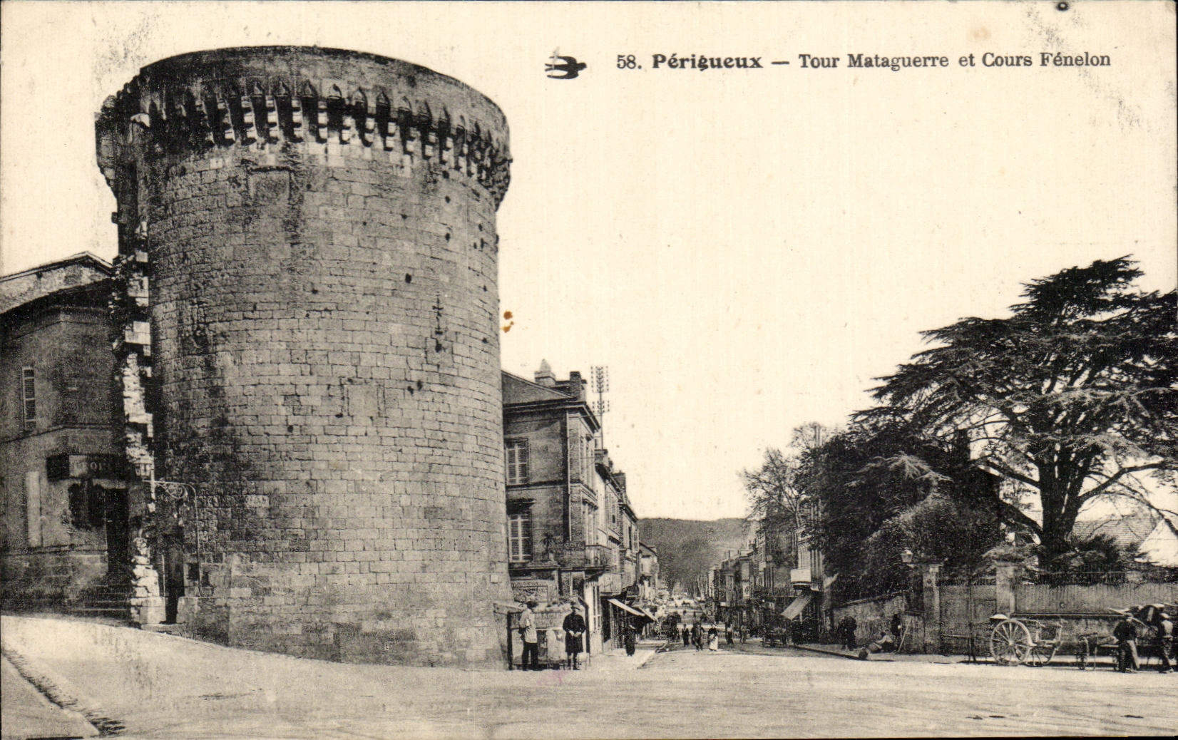 CPA Perigueux Tour Mataguerre et Cours Fenelon