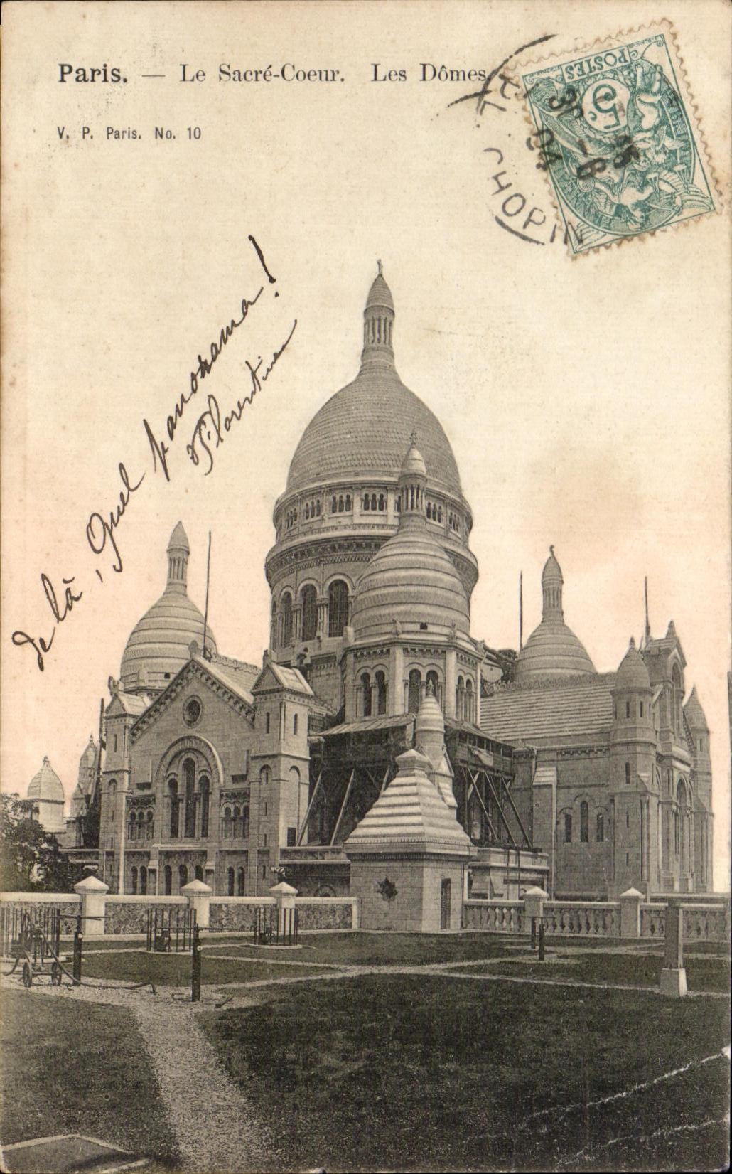 CPA Paris the Sacring Heart the Montmartre Domes