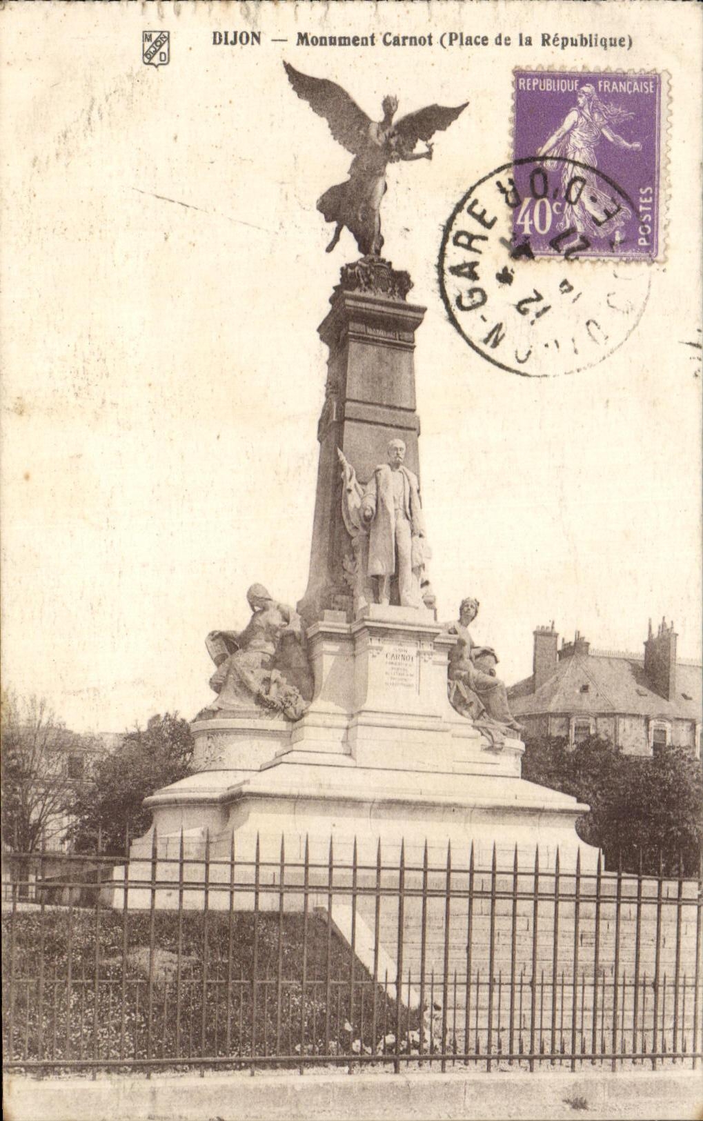 CPA Dijon Monument Carnot Place de la Republique