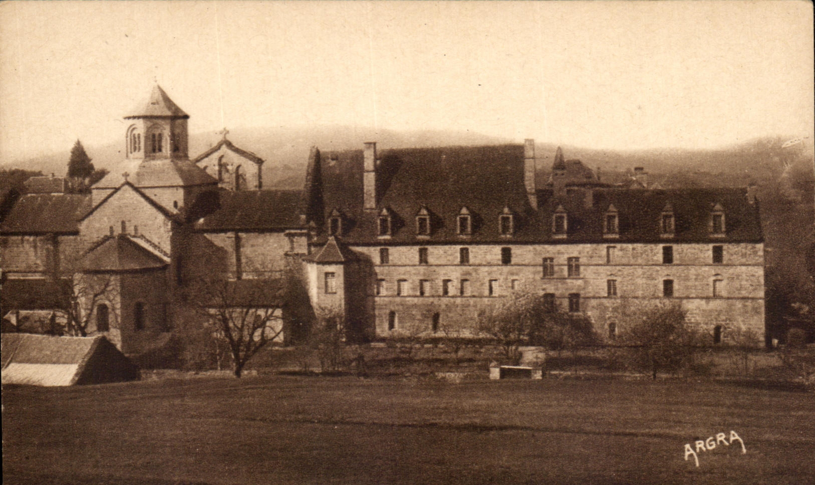 CPA Obazine Eglise et Monastere