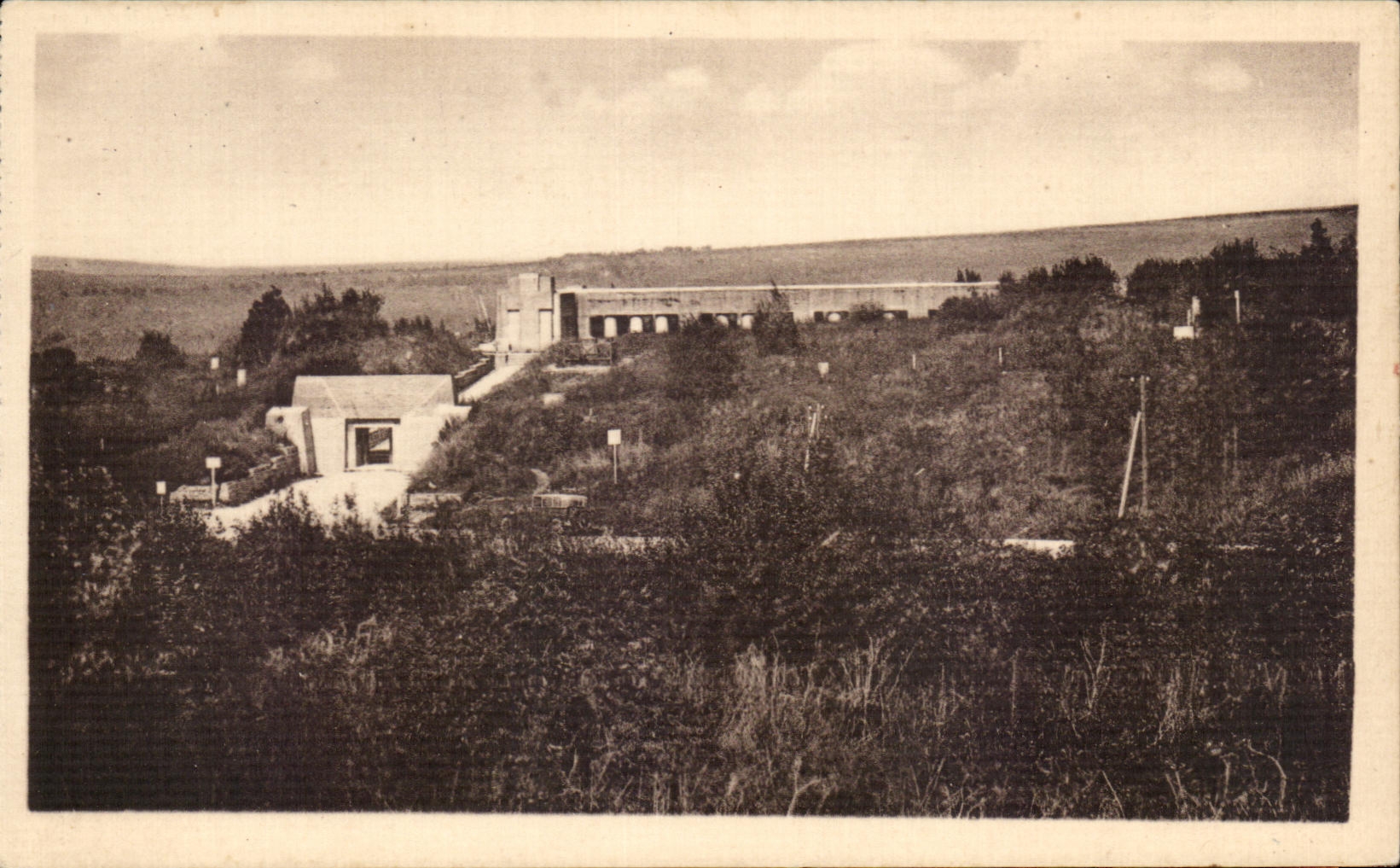 CPA Thiaumont Close Douaumont the Trench of Baionnetres View