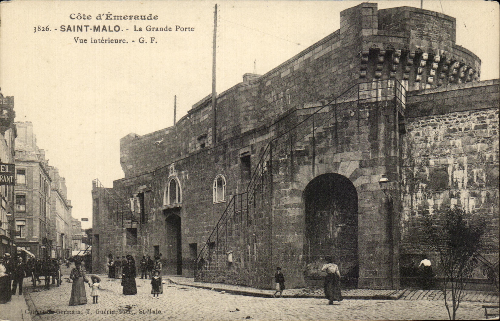 CPA Saint Malo the Large Gate Seen Interior