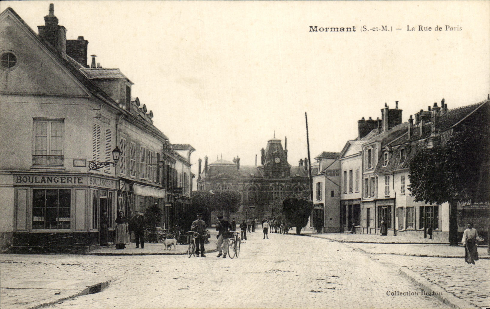 CPA Mormant the Street of Paris Bakery Factor