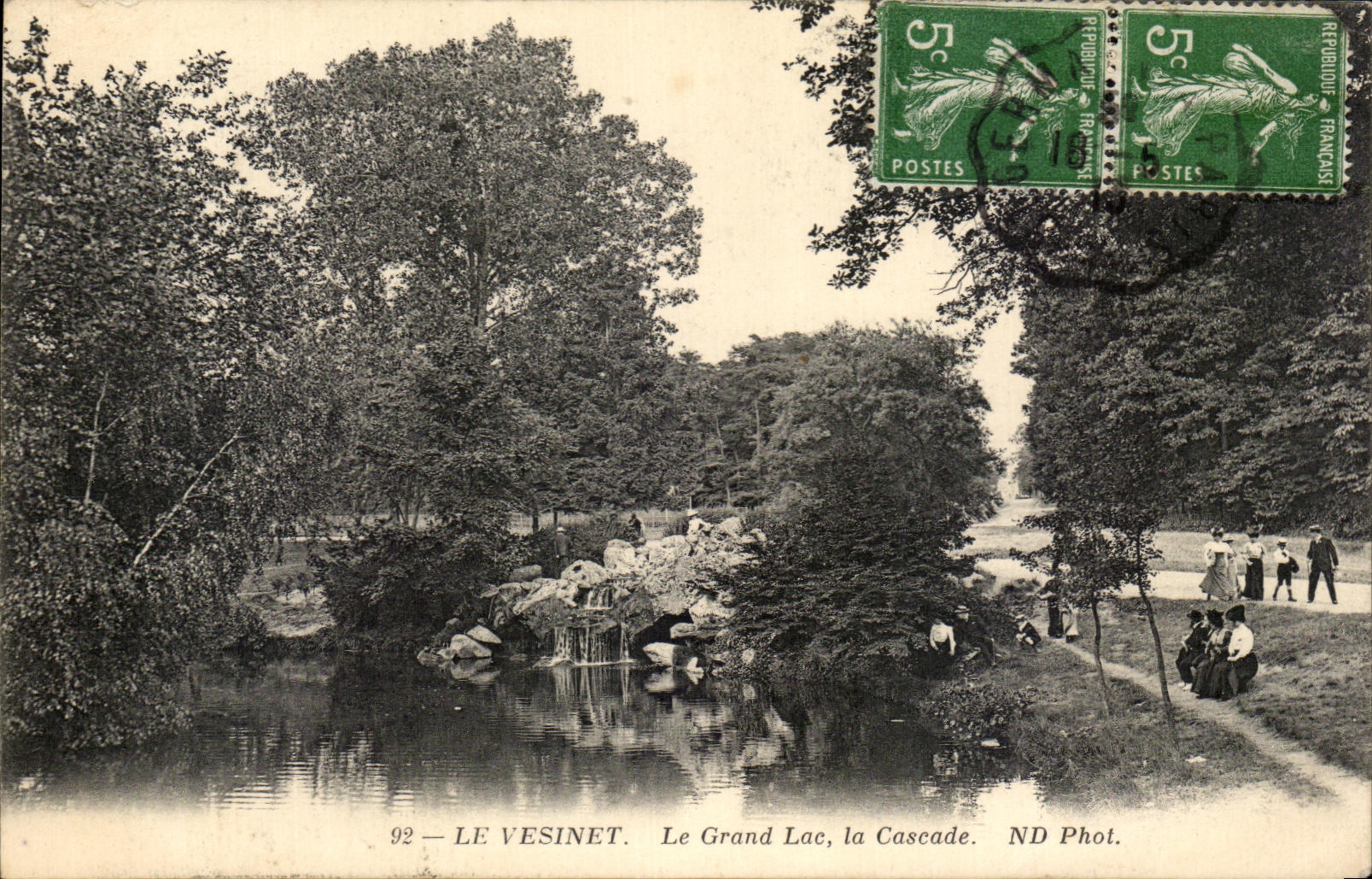 CPA Le Vesinet Le Grand Lac la Cascade