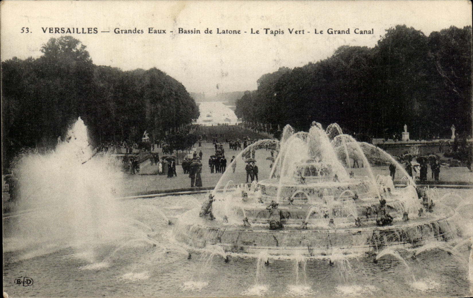 CPA Versailles Grand Eaux Bassin de Latone Le Tapis Vert Le Grad Canal