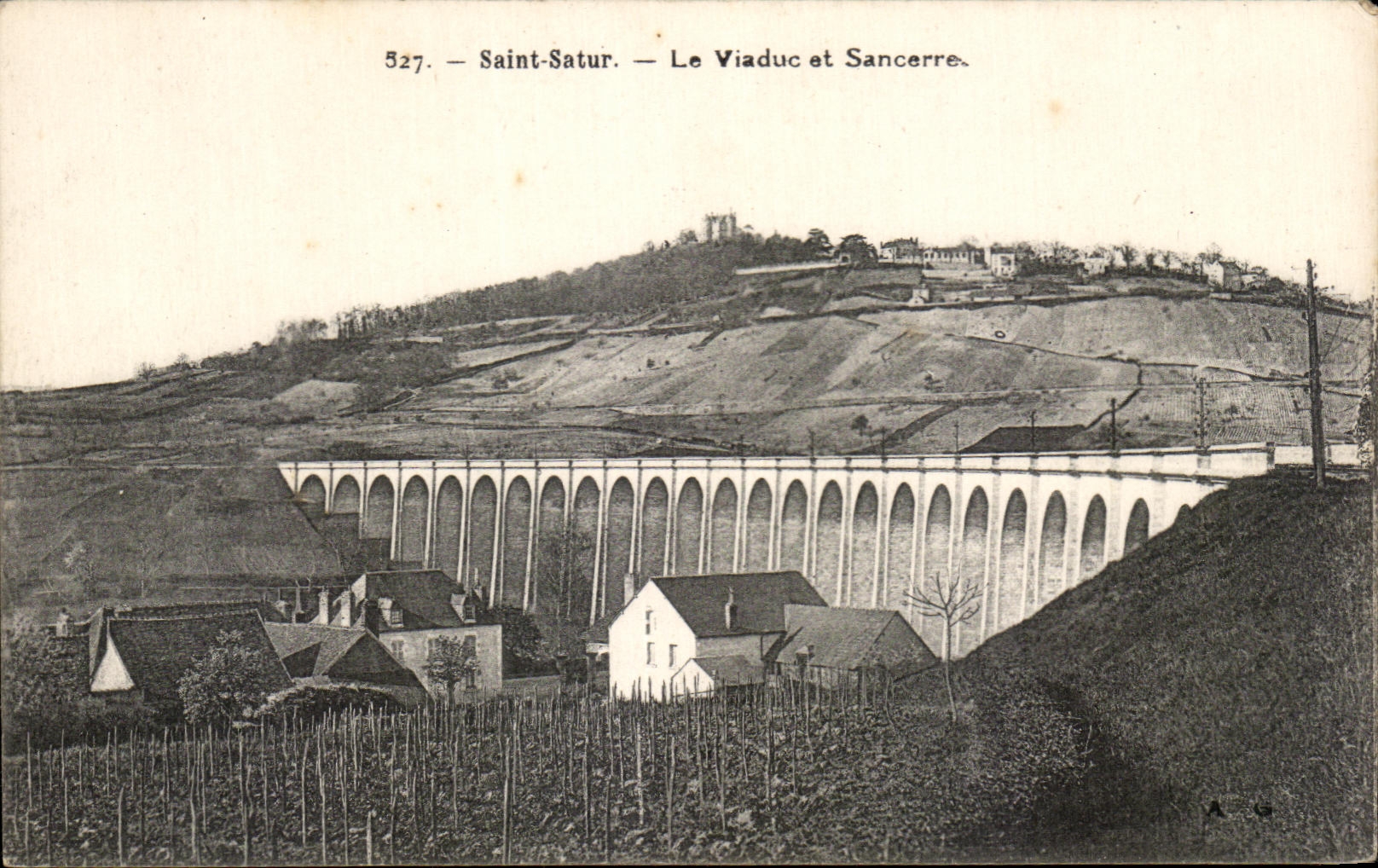 CPA Saint Satur the Viaduct And Sancerre
