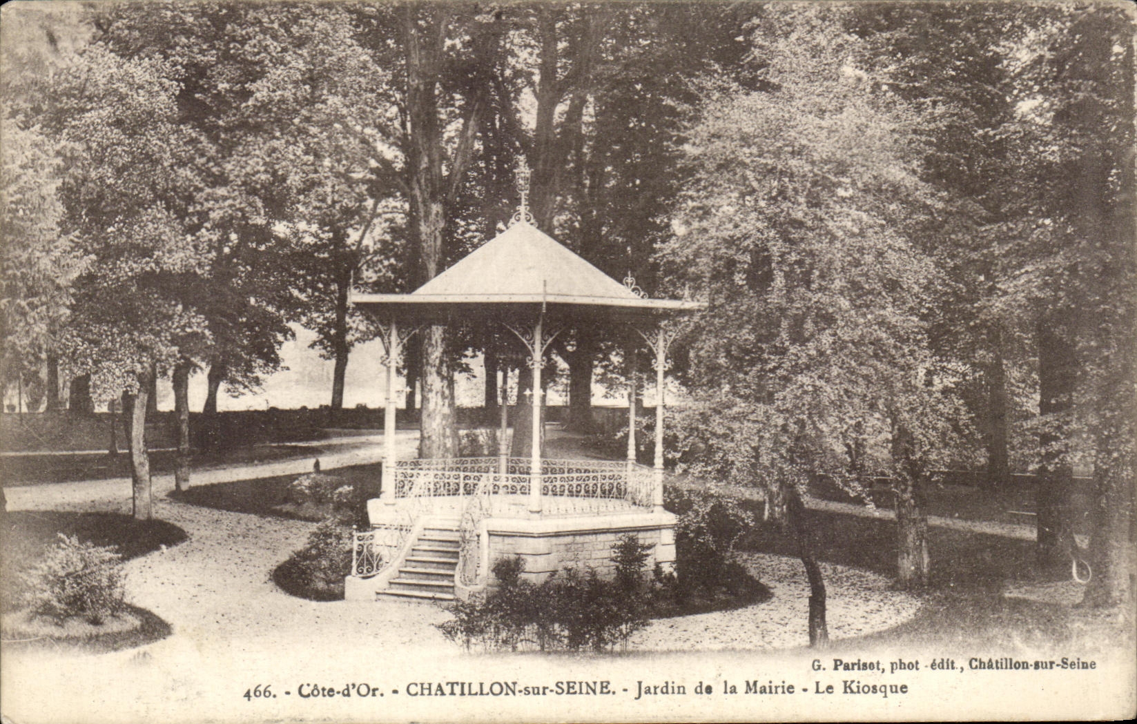 CPA Dimensions Of Gold Chatillon On the Seine JArdin Of the Town hall