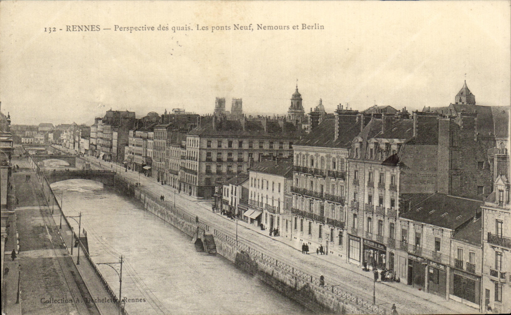 CPA Rennes perspective des quais Les ponts Neuf Nemours et Berlin
