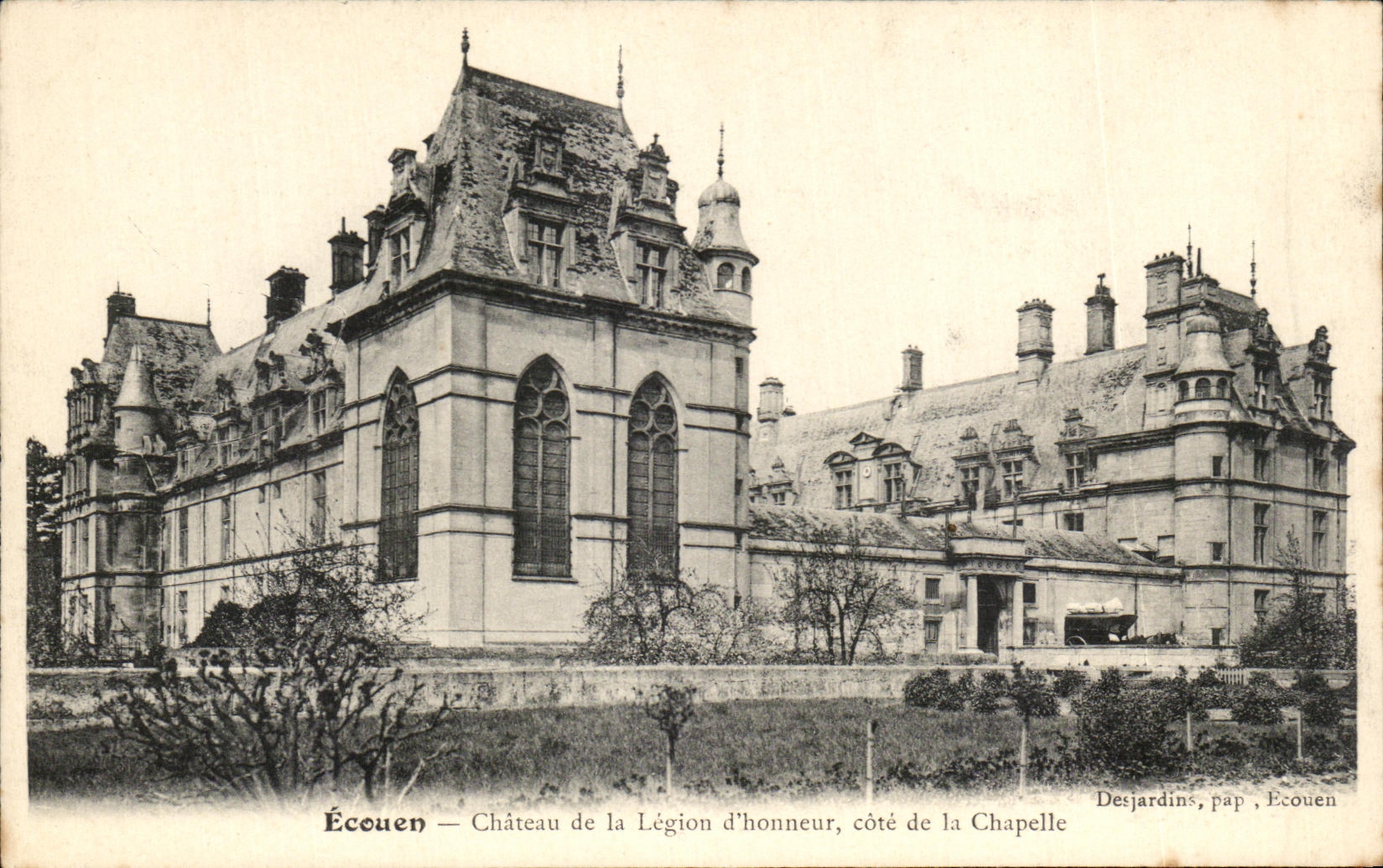 CPA Ecouen Chateau de la Legion d'Honneur Cote de la Chapelle