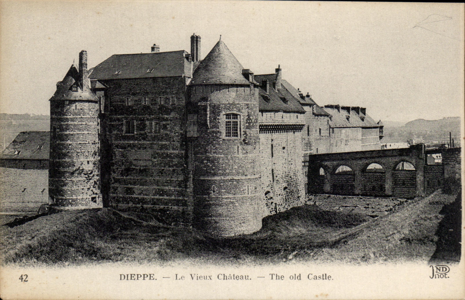 CPA Dieppe el castillo viejo el castillo viejo