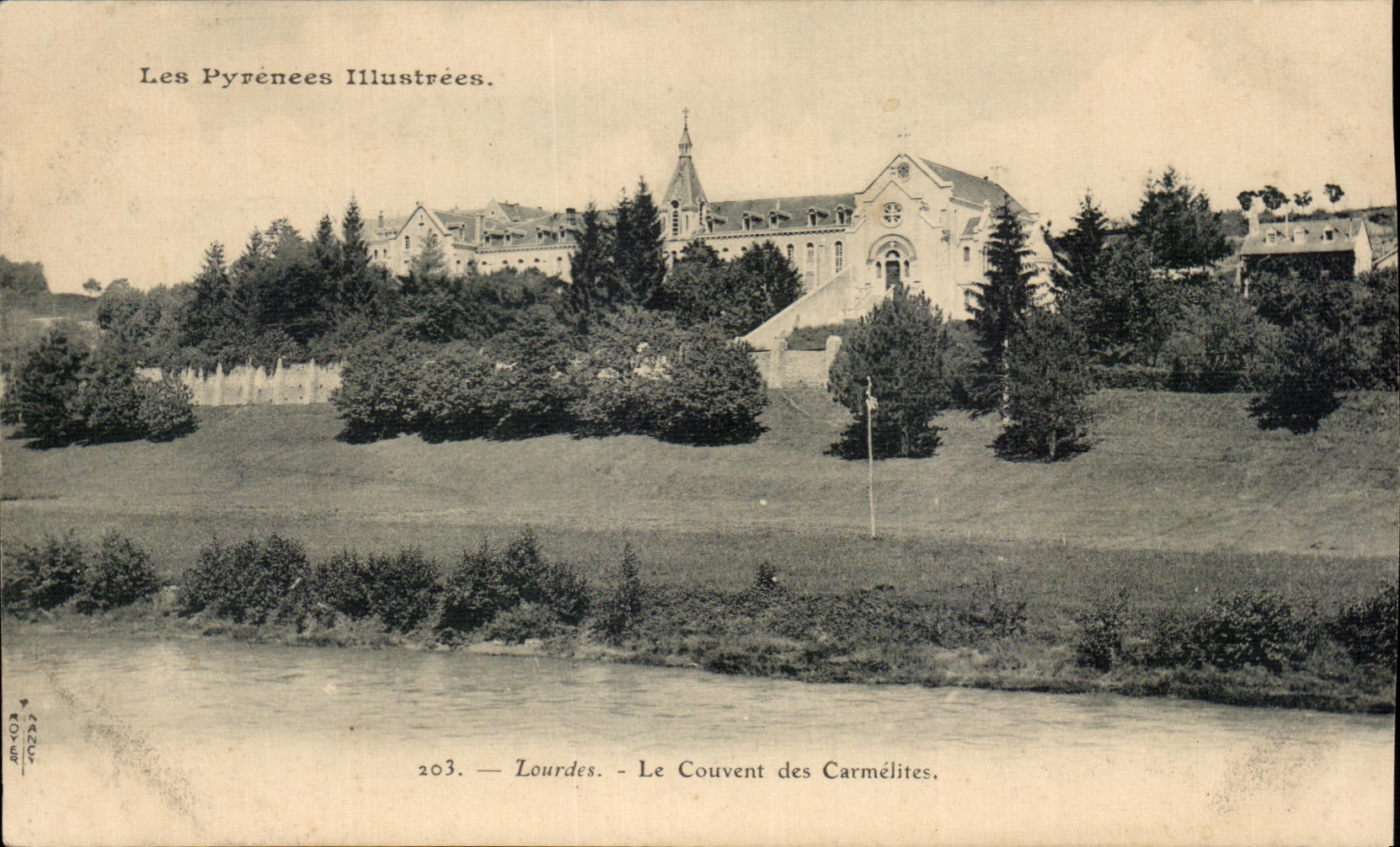 CPA Lourdes Le Couvent des Carmelites
