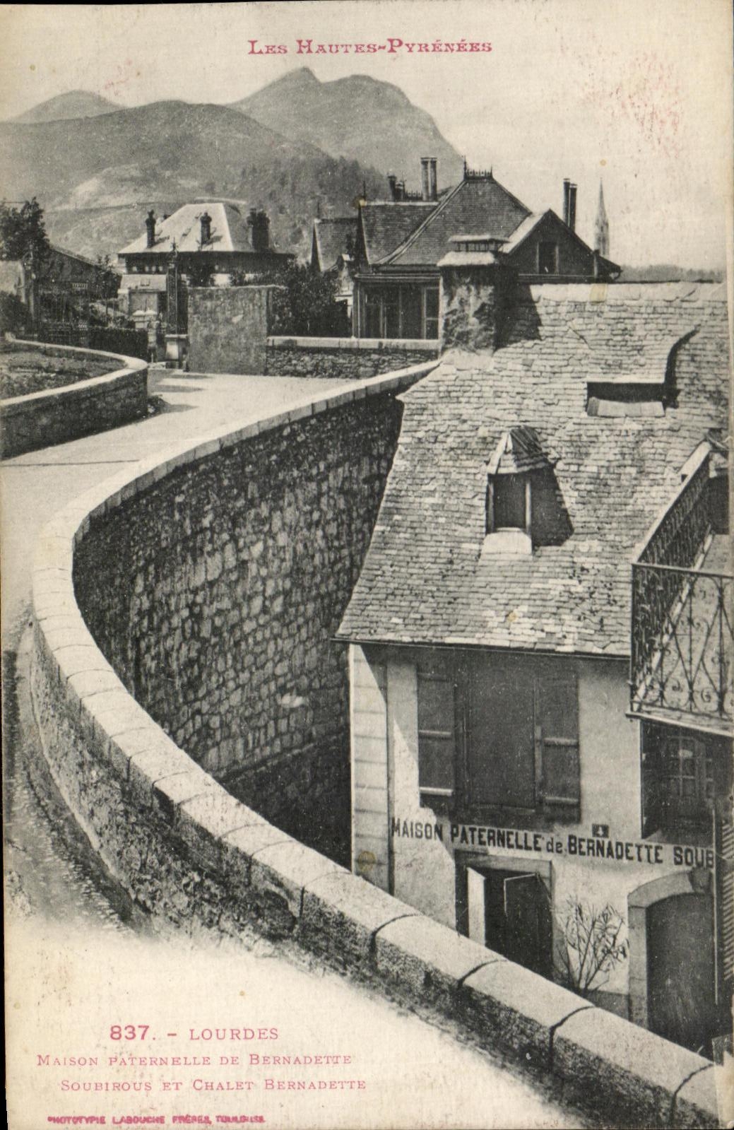 CPA Lourdes Maison paternelle de Bernadette Soubirous et chalet Bernadette