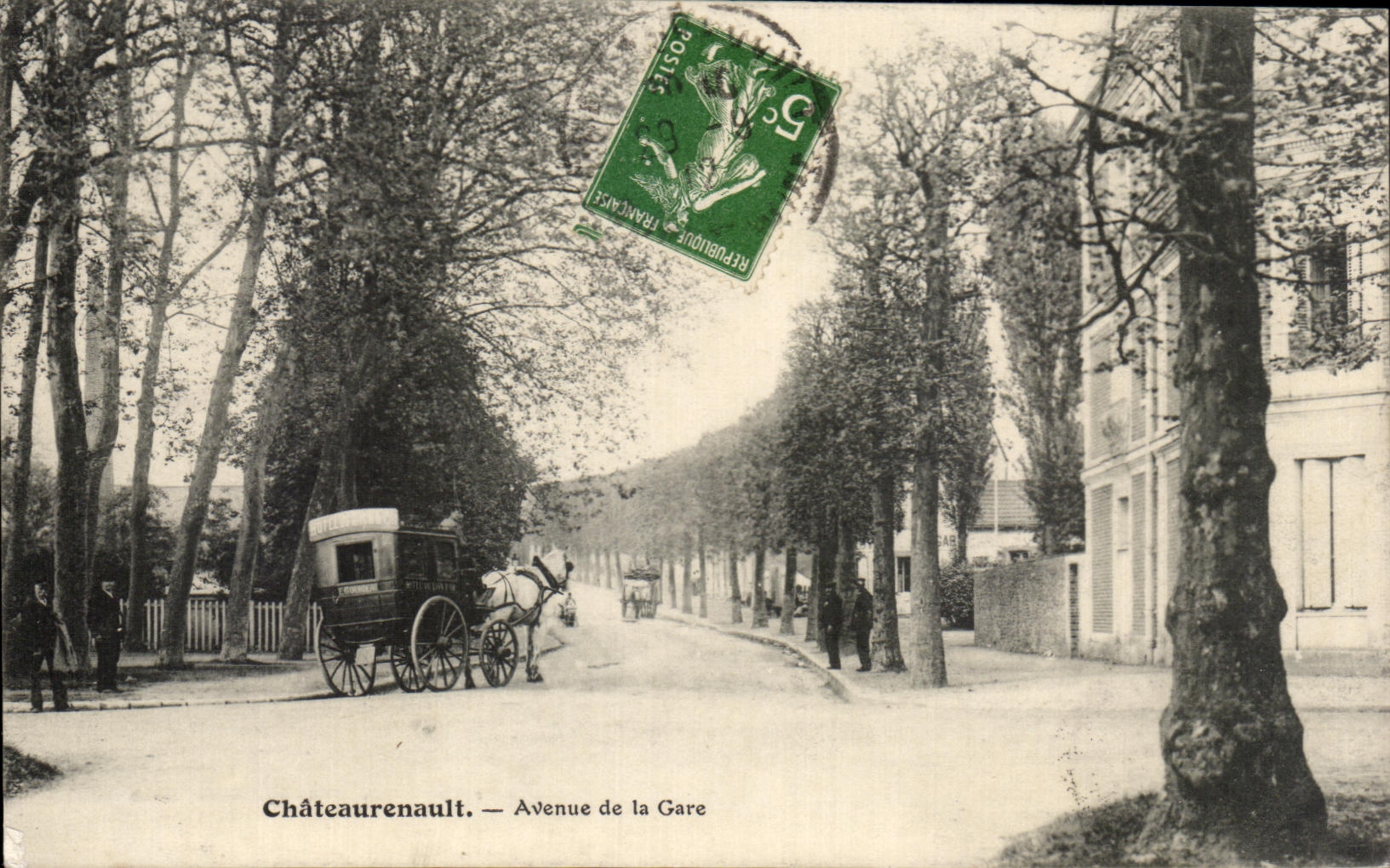 CPA Chateaurenault Avenue de la Gare