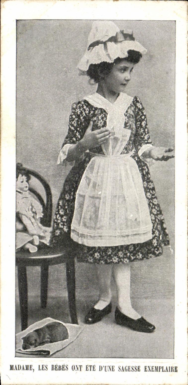 CPA Madame Les Bebes Ont Ete D'Une Sagesse Exemplaire Poupee