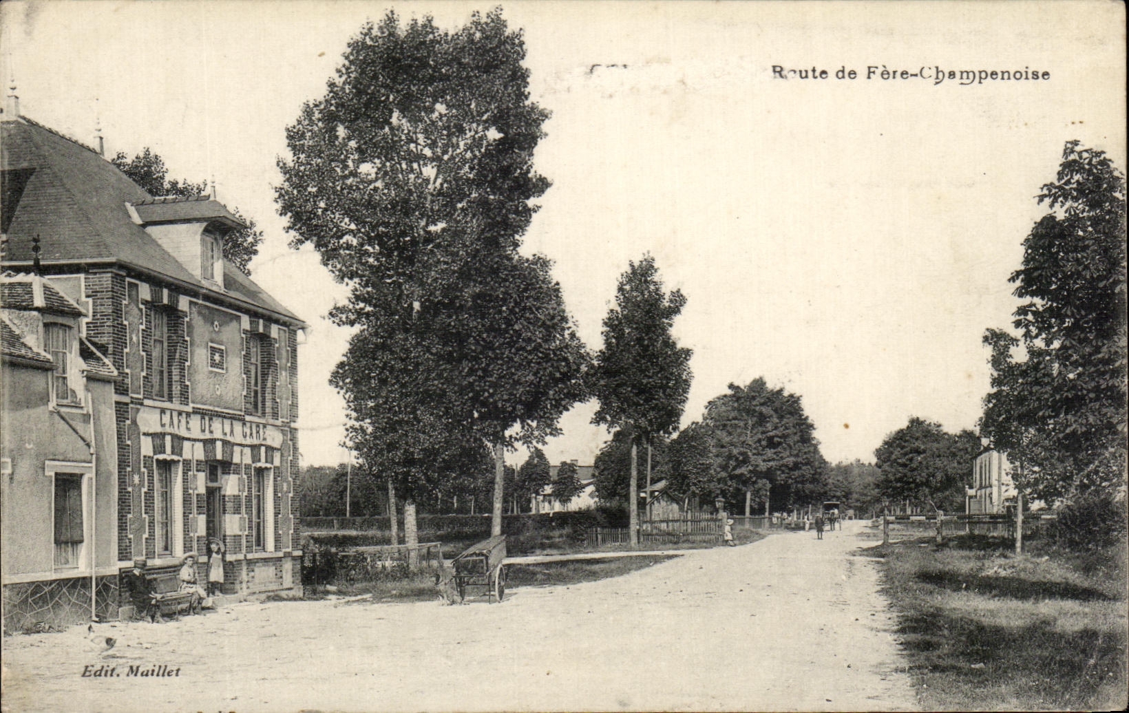 CPA Champagne Road of Fere Coffee of the station