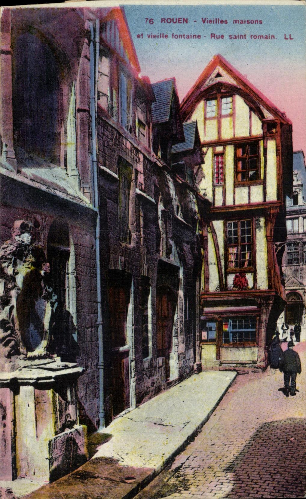 CPA Rouen Old women Houses And Old Fountain Street Saint Romain