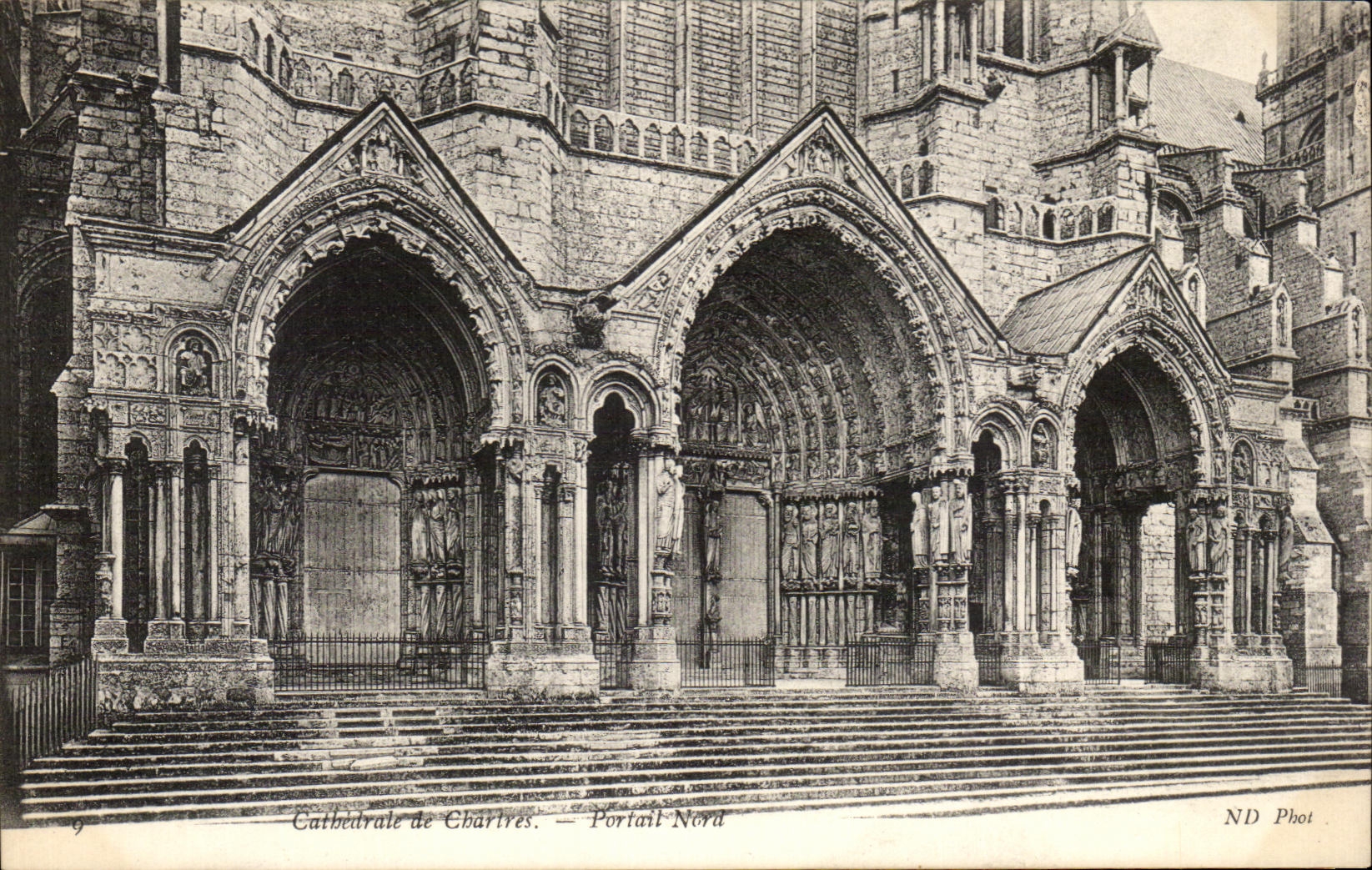 CPA Catherale Of Northern Chartres Gate