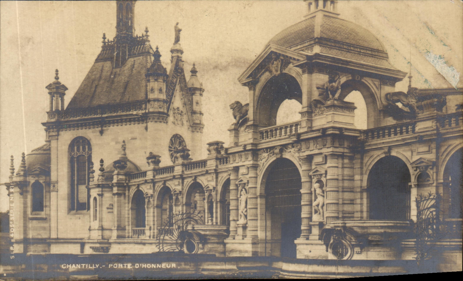 CPA Chantilly Porte D'honneur