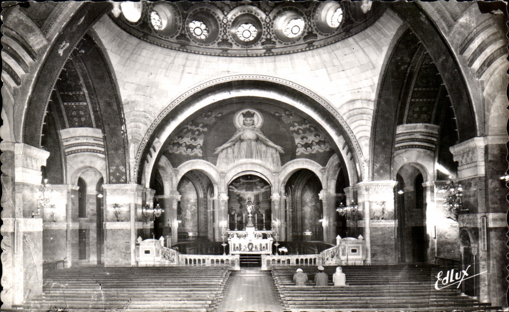 CPA Lourdes Interieur de la Basilique du Rosaire