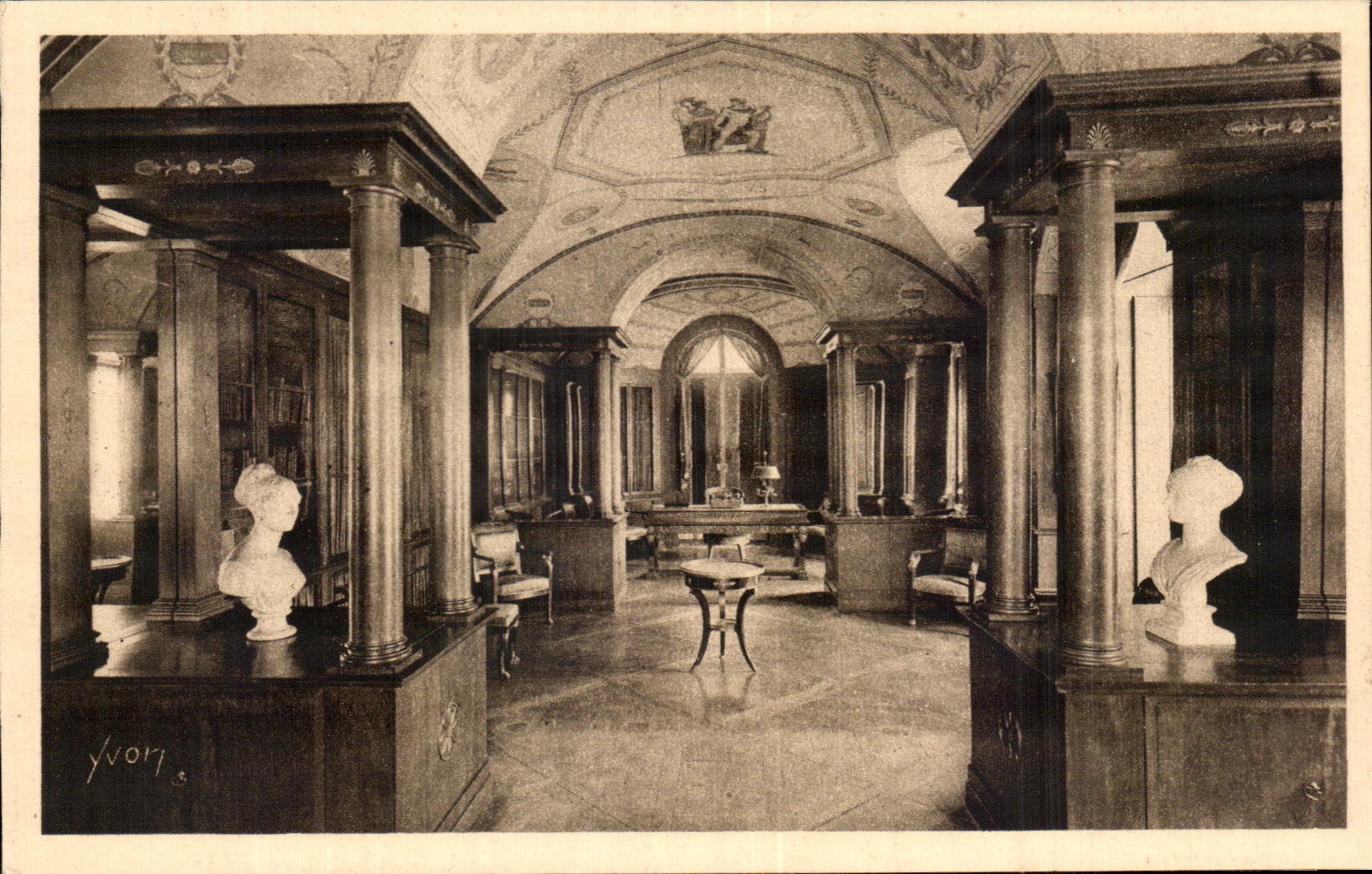 CPA Palais De Malmaison La bibliotheque